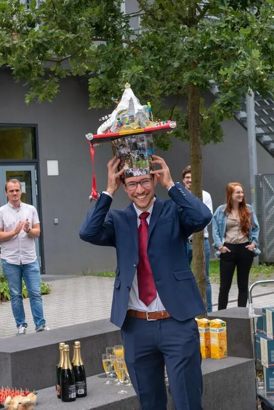 Congratulations, Florian Speck on successfully defending your dissertation and becoming Dr. Florian Speck!